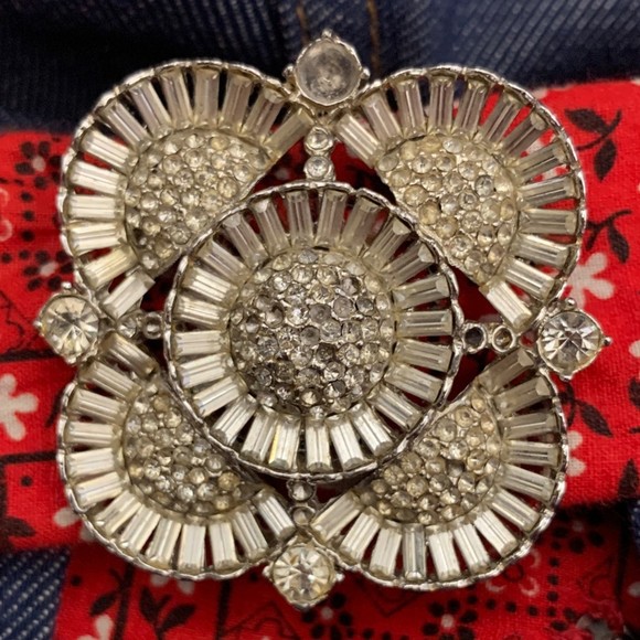 Vintage Rhinestones Embellished Belted Straight Jeans High Rise Size 28 Dolly - Picture 12 of 13